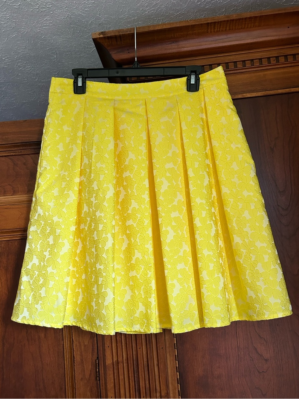 Halogen® × Atlantic-Pacific Jacquard Pleat Skirt, Medium, YELLOW LIGHT - Picture 6 of 16